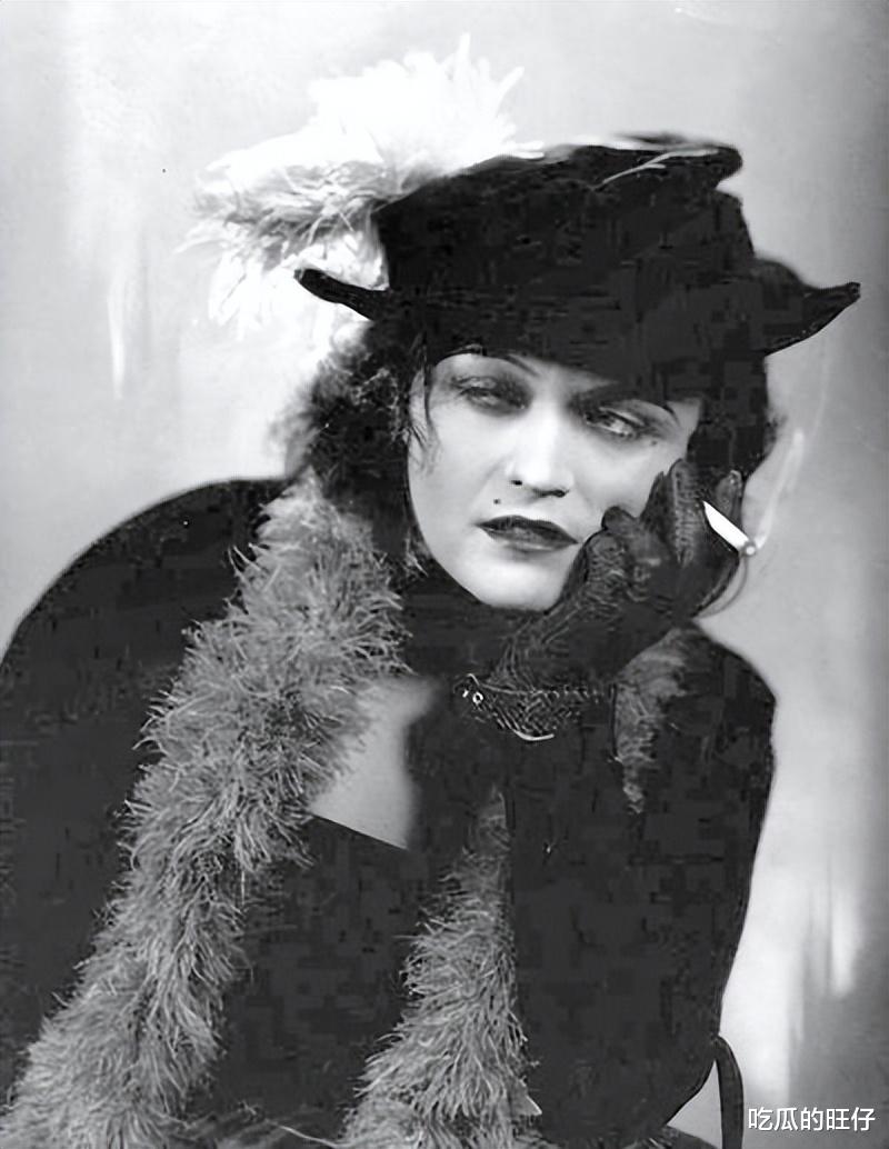 卓别林|浪子回头?卓别林:4婚娶小36岁娇妻,恩爱34年生8个孩子