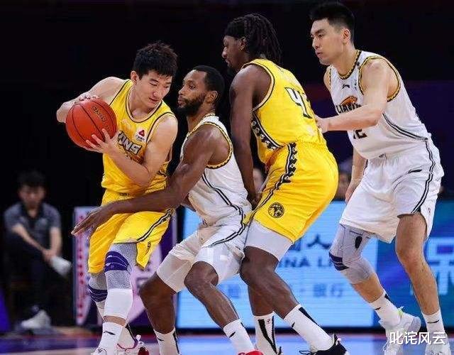 广厦男篮|广厦男篮离队第一人曝光，总决赛怒砍5分，曾曾豪言横扫辽宁队