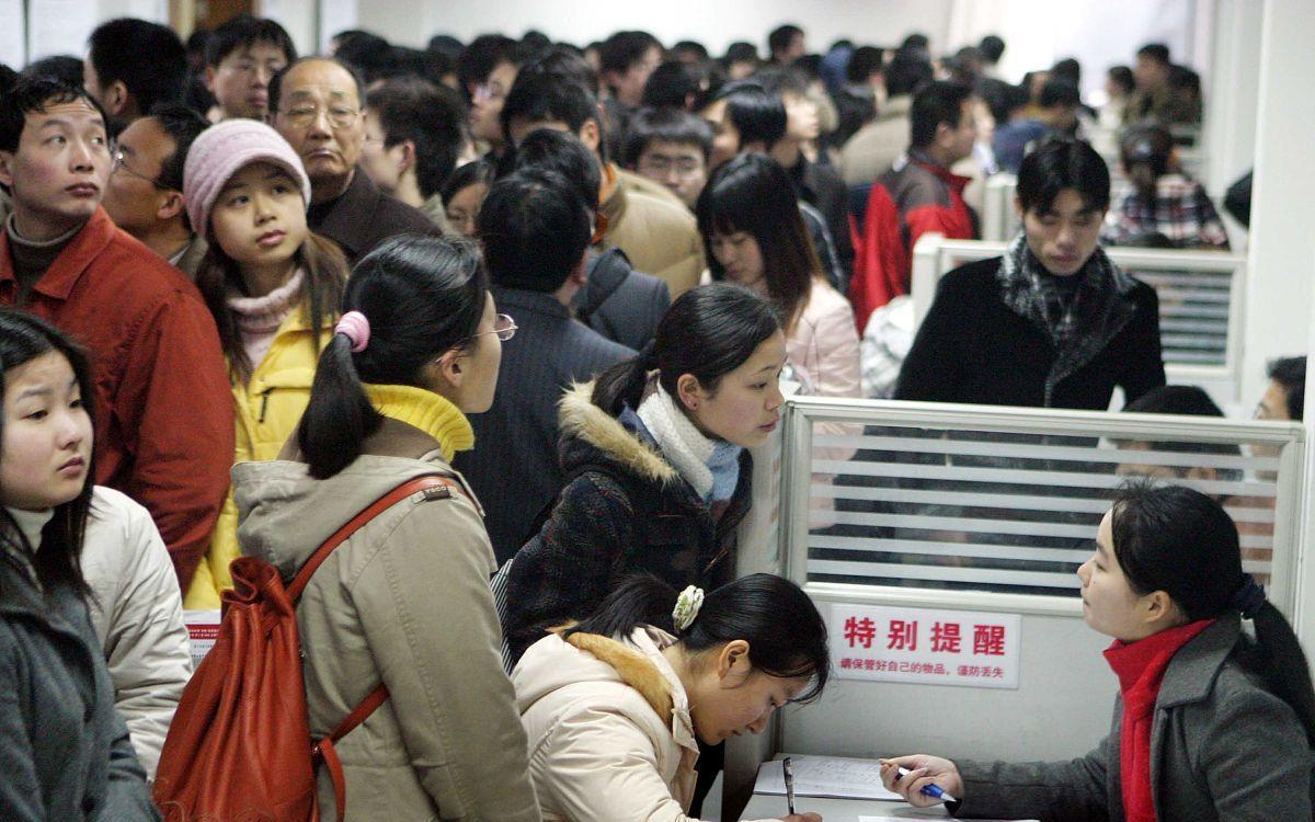 招聘|公务员准备路上，有过什么难忘的事情？小王每一步都很幸运！