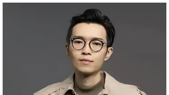 方大同|香港唯一不唱粤语的歌手，巅峰之时悄然退隐，他却说是为了梦想？