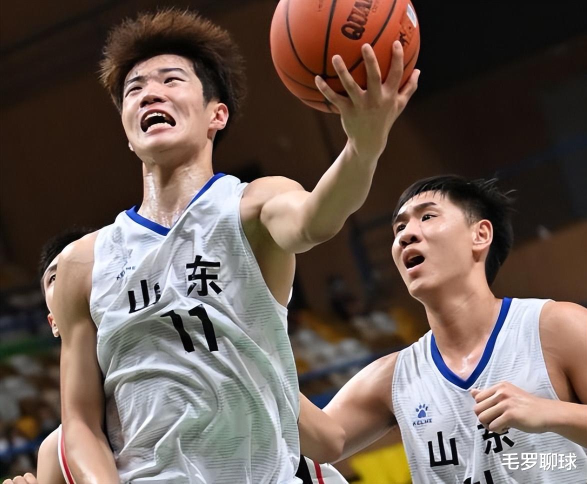 上海男篮|李春江暗度陈仓，上海截胡中国男篮最强04后！1米96小郭艾伦投奔