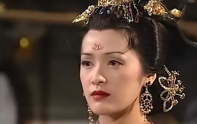 香港小姐|把历届“港姐冠军”放在一起对比,这差距就出来了