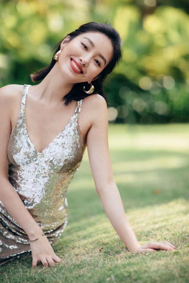 刘亦菲|被称小刘亦菲，27岁嫁大30岁富豪，今30岁容颜苍老，毫无女神形象