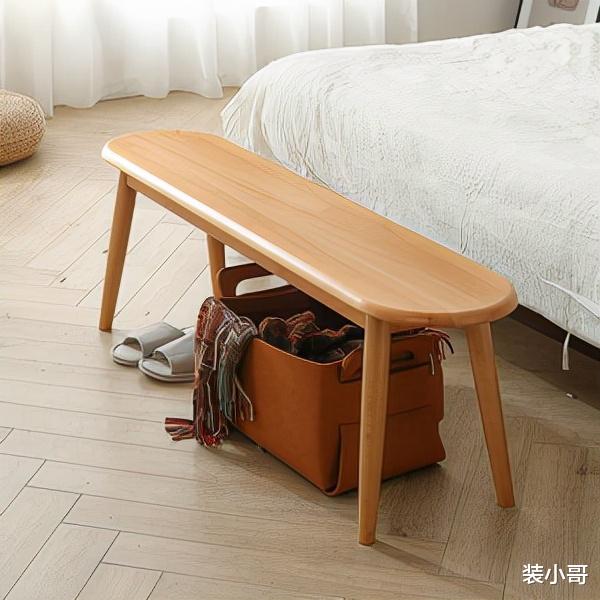 谁说卧室必须要有床头柜?这7个物件,个个都比床头柜实用