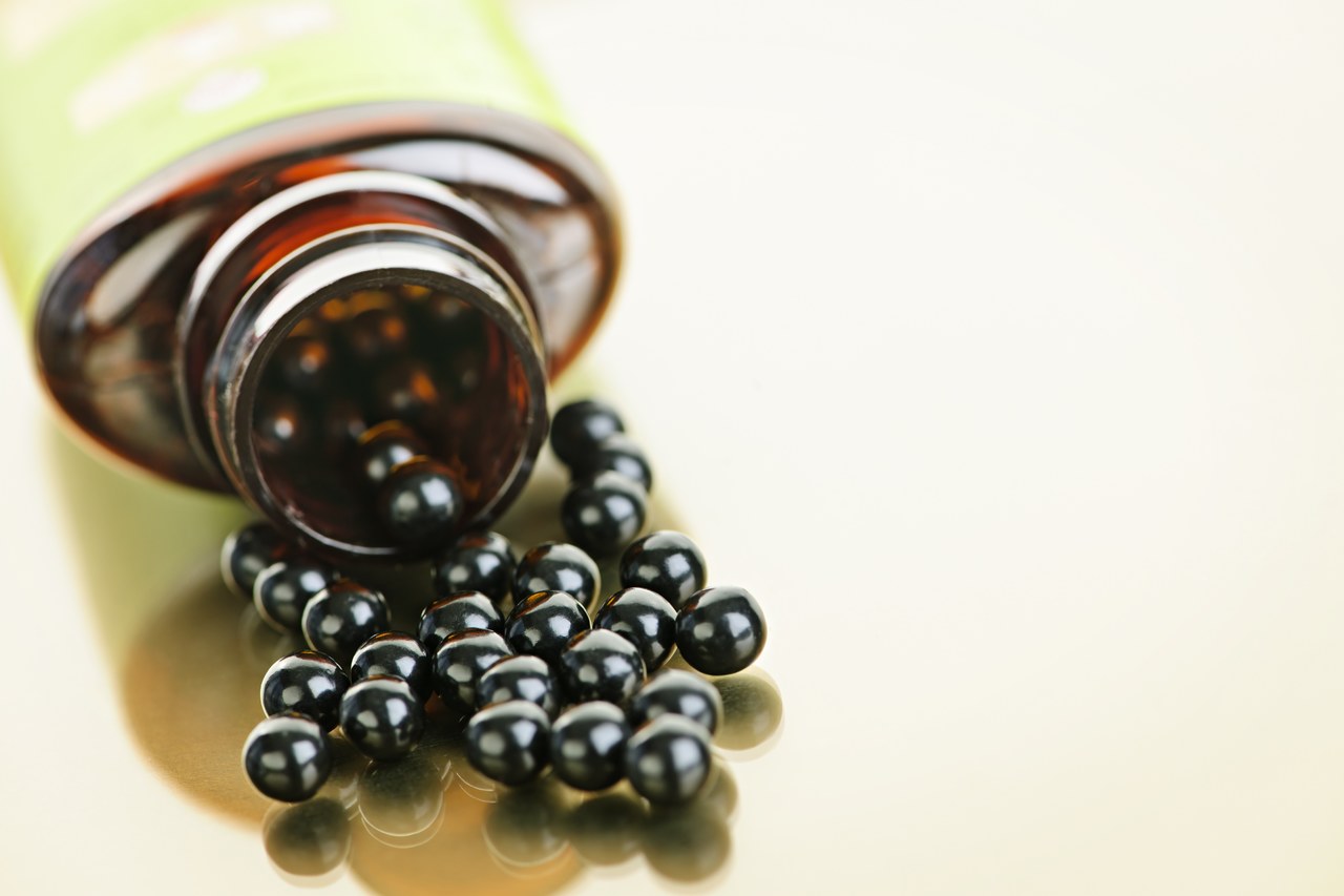 乌鸡白凤丸|妇科圣药乌鸡白凤丸,男人同样可以用,可以治这6种病?建议收藏