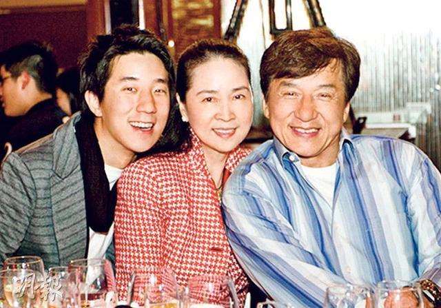 国籍|你以为是中国人,却早已加入外籍的10位明星,来看看都有谁?