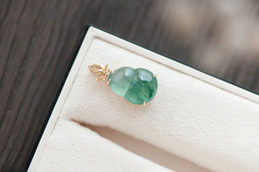 葫芦|经典永不过期，翡翠葫芦吊坠