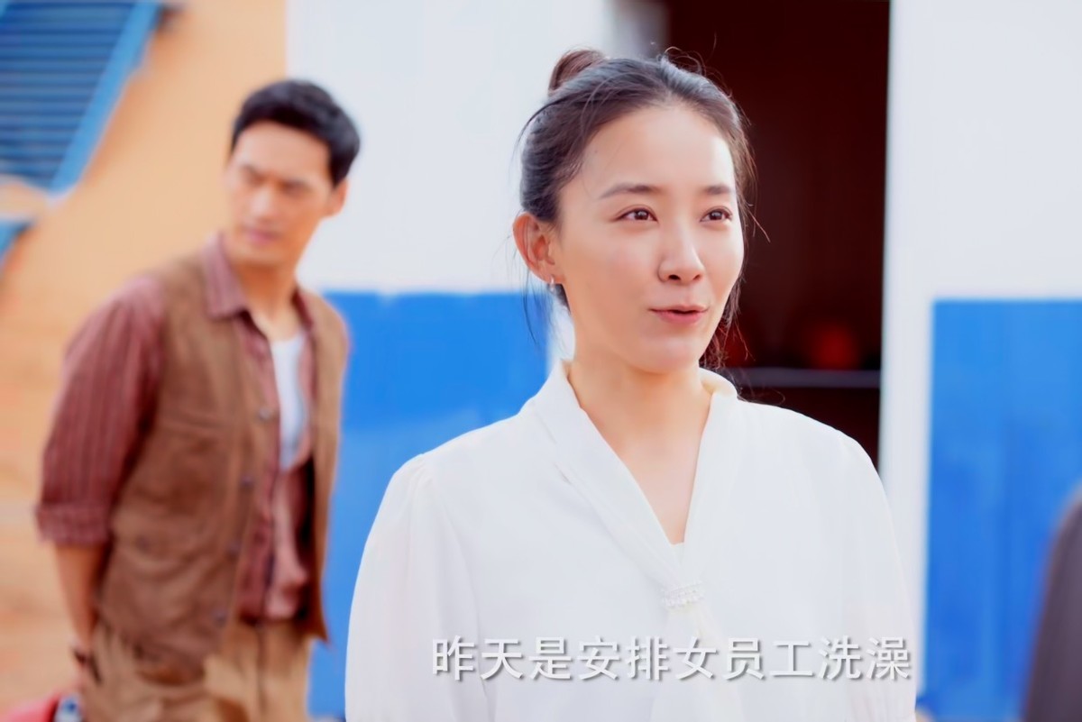 朱颜曼滋|《我们这十年》不起眼的女演员：颜值一流，身材一流，演技亦一流