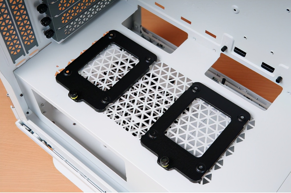 半导体|不仅要强大性能,更要超高的颜值,酷睿12代DDR5高端平台装机推荐