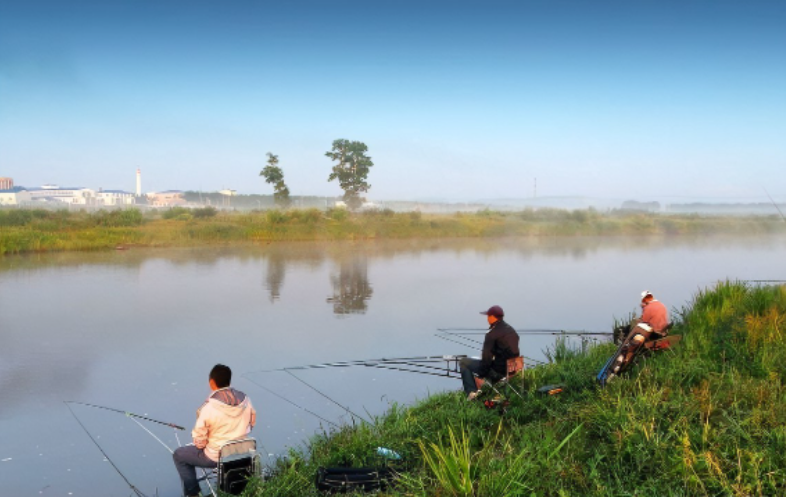 相声|渔乐杂谈:夏季钓鱼22问之篇1(夏季是不是钓鱼的好季节?)