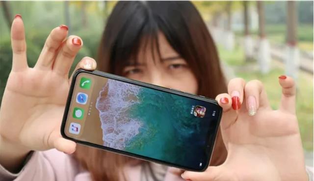 预算6500元，买华为Mate50系好，还是苹果13系好？