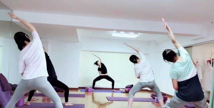 郭碧婷|向佐520自曝郭碧婷怀二胎：下个月预产期，预防花肚皮全攻略奉上