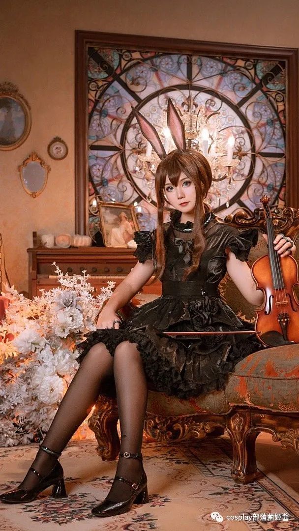 明日方舟|cos:?明日方舟音律联觉阿米娅cos正片@天鸢