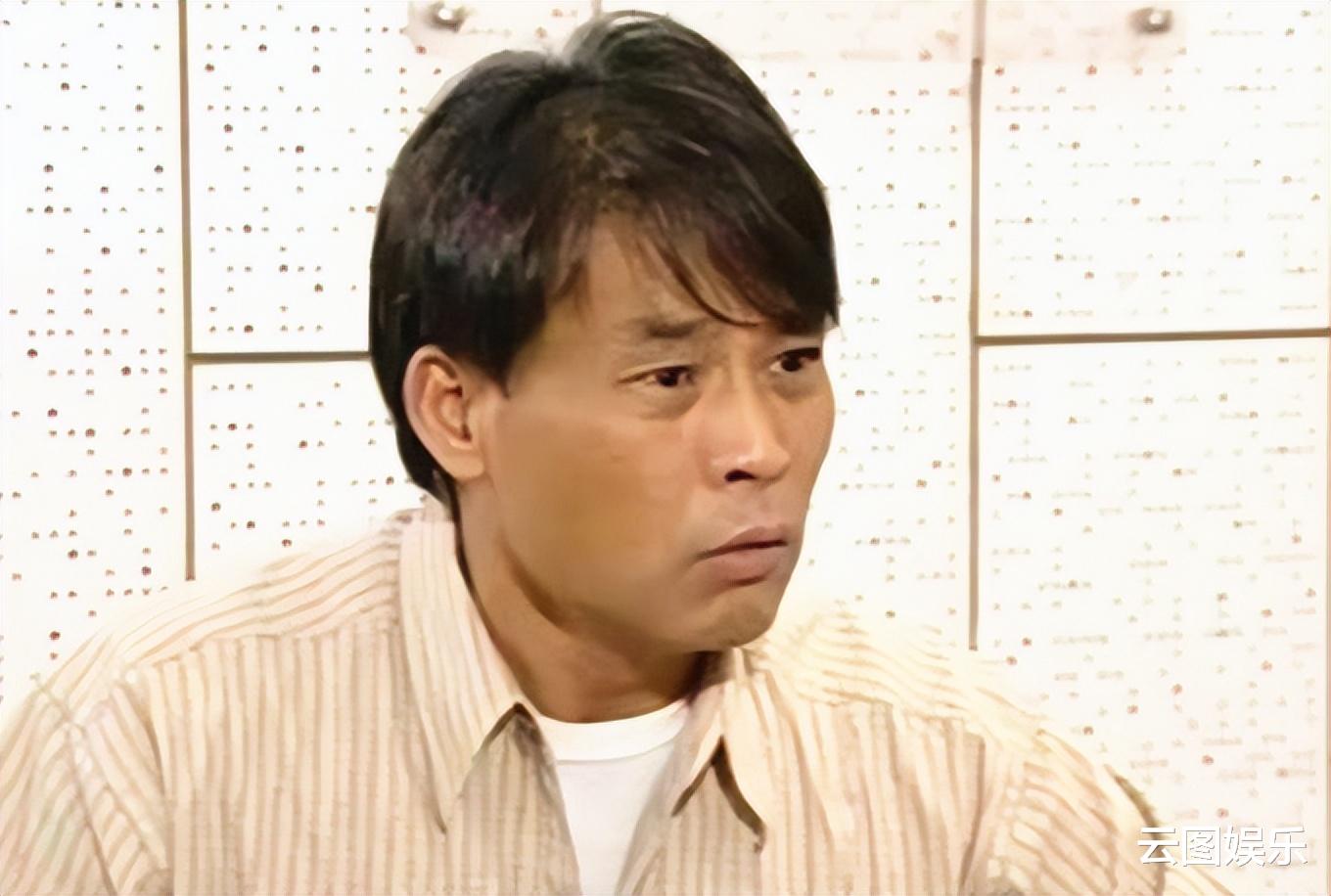 顾冠忠|一众老戏骨聚会！“奔雷手”郑家生掉牙引热议，白彪顾冠忠精神好