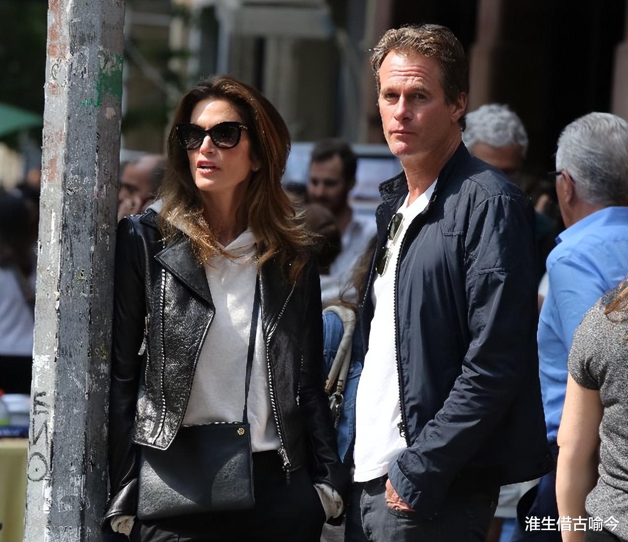 辛迪·克劳馥|辛迪·克劳馥：被誉为世界第二美人和老公恩爱24年，女儿却很花心