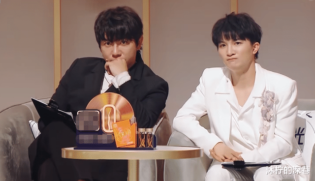 张韶涵|张韶涵崩溃大哭，刘惜君全程尬站：张韶涵，这次真没法与你共情