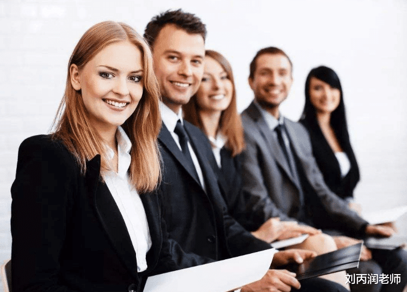 |路边卖手机店铺，有的压根一台都卖不出去，那他们是怎么生存的？