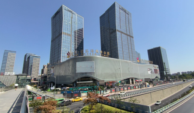 号外！重庆某知名装修公司跑路，现场人去楼空，数百名业主遭殃