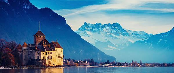 瑞士|大批瑞士美女来中国，打着“旅游”幌子，实际做着不为人知的事情