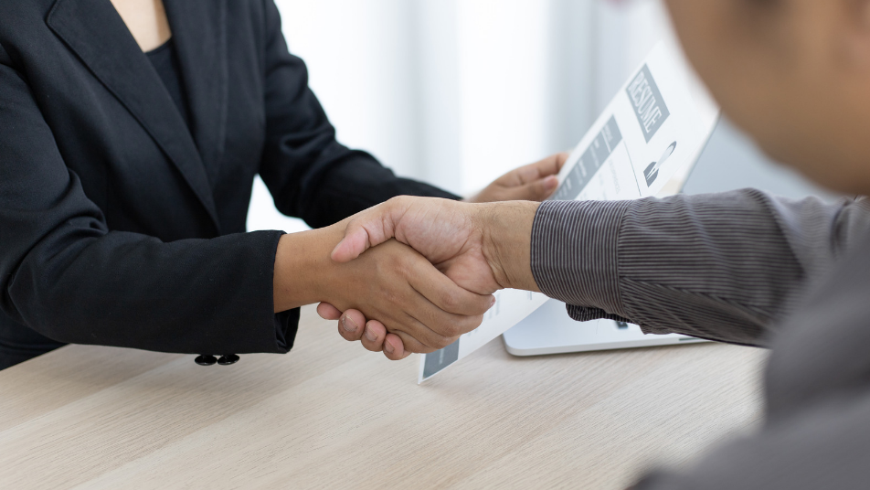 求职|10年高管来抢饭碗，基层策划还有出路吗 ？