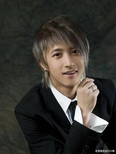 吴亦凡|突发！吴亦凡母亲被捕，2位乐华艺人疑步吴签后尘，否认是王一博