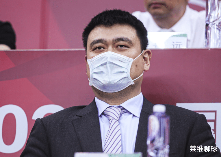 约基奇|39号杨宏峰为何无法无天？姚明CBA规则成免死金牌，给他嚣张底气