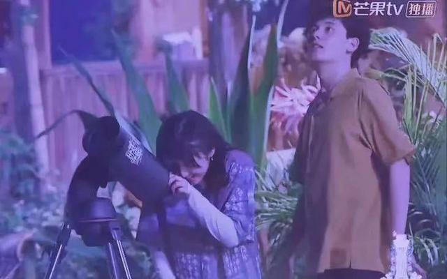 张子枫|张子枫恋情爆上热搜!网友:怎么不是吴磊