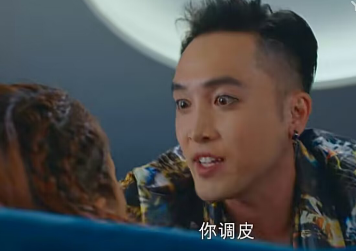 王丽坤|《超能使者》大块柔被抓，其早有铺垫，预料之中