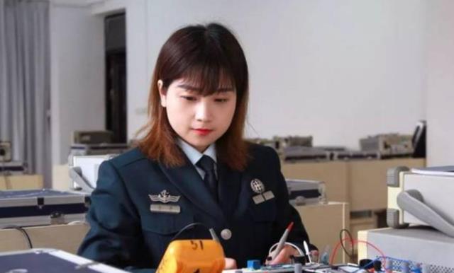 文职|军队文职招聘“遇冷”?高福利下还有6千多岗位无人报,咋回事?