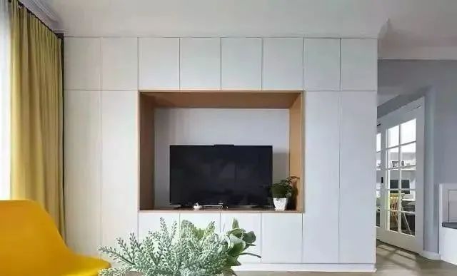 看清楚,这才叫电视墙,太漂亮了!看完就知道差距有多大了!