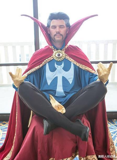 三亚|泰国小哥又来整活了！漫威再遭毒手，美国队长被侮辱，毒液被冒犯