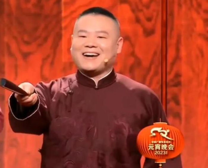 岳云鹏|唱竹板书撑起央视元宵晚会,说“岳云鹏不行”的黑子们该闭嘴了!