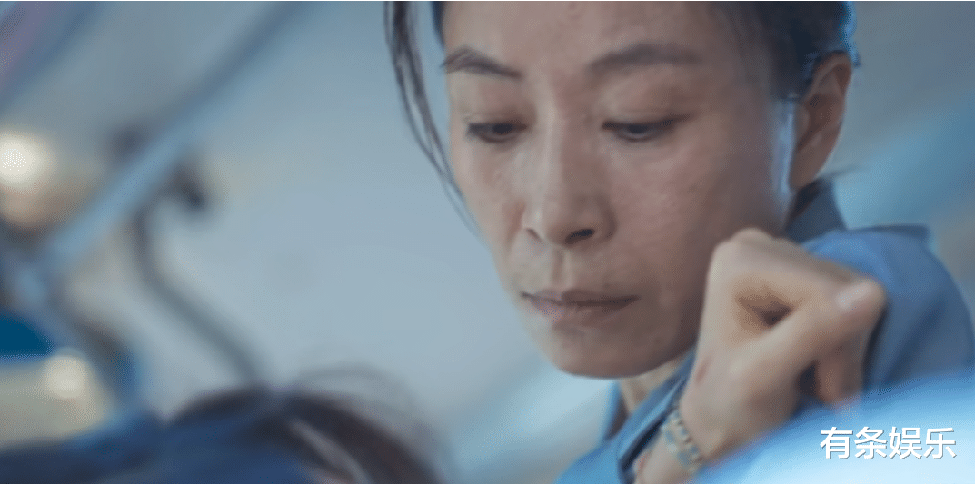 景甜|《开端》4对父母都有故事，爆炸案父母最极端，卢笛父亲是理想型