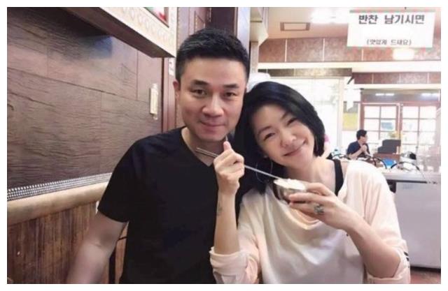 小S老公评论区沦陷！网友纷纷留言恭喜，嘲讽许家终于有了庶长子