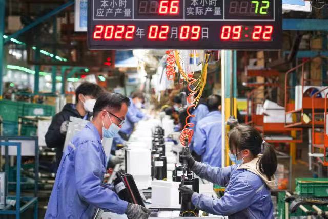 招聘|珠江三角洲各大家电厂的技术人员月薪已升至8500元,但年轻人还是不愿意去电子厂