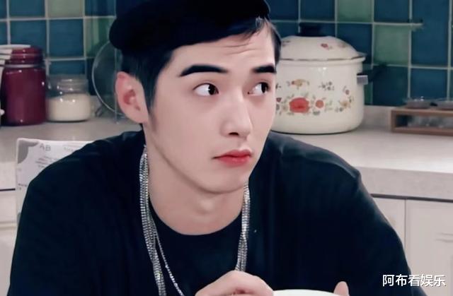 金世佳|他是娱乐圈的另类了，因婚生子两年，曝光后全网给的都是狂赞