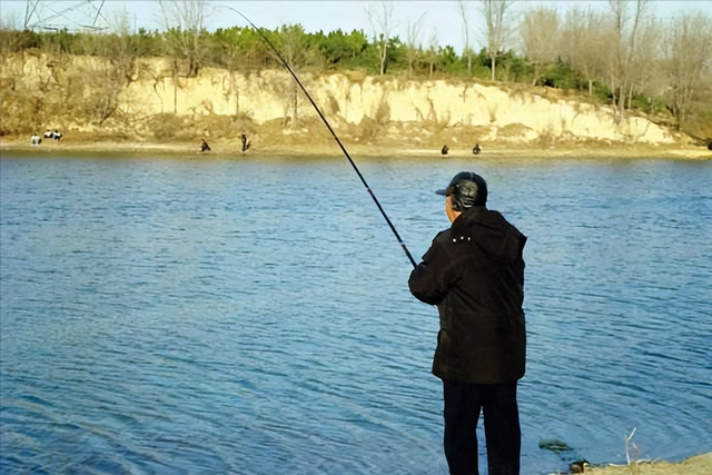 |冬季钓鱼的四个小妙招，老钓手都知道