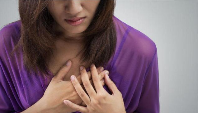 乳腺癌 30岁女主妇诊为乳腺癌，自己连声大哭：可能和1个漂亮东西有关