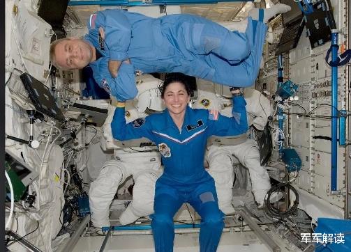 太空中,男女宇航员是如何解决生理需求的?国家自有办法