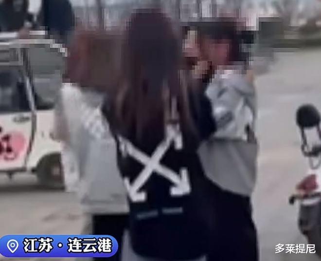 一场肆无忌惮的扇脸游戏!连云港女孩遭多人凌辱,男生录像传播!