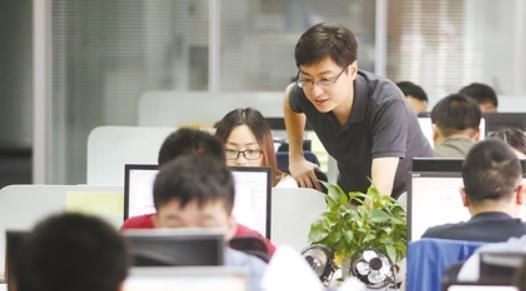 996|“996”改为“715”?相关部门对超时加班进行整顿,或告别“996”