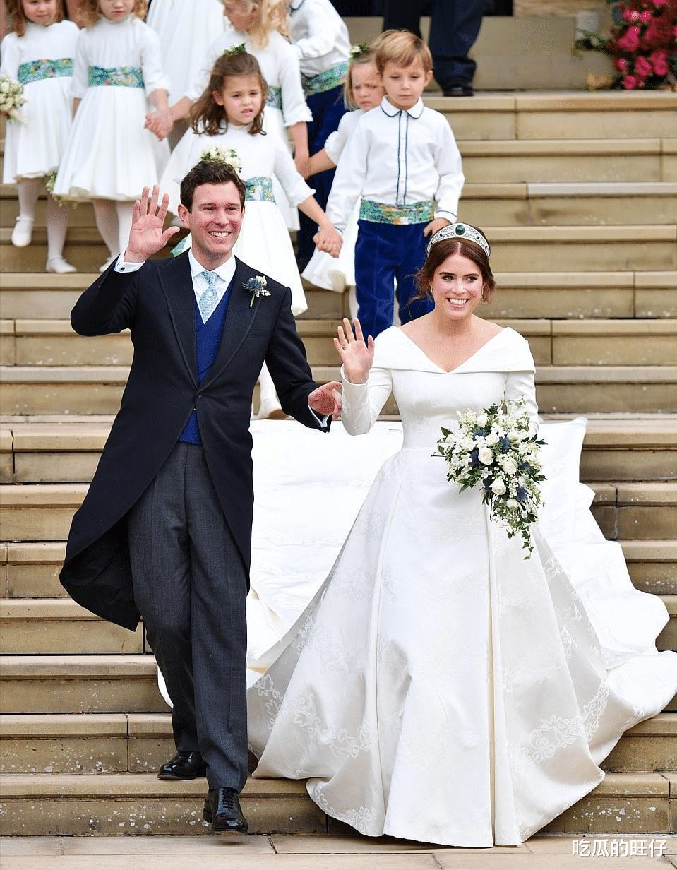 戴安娜|被女王赶走的儿媳:是戴安娜闺蜜,看不惯卡米拉,出嫁女儿不请她