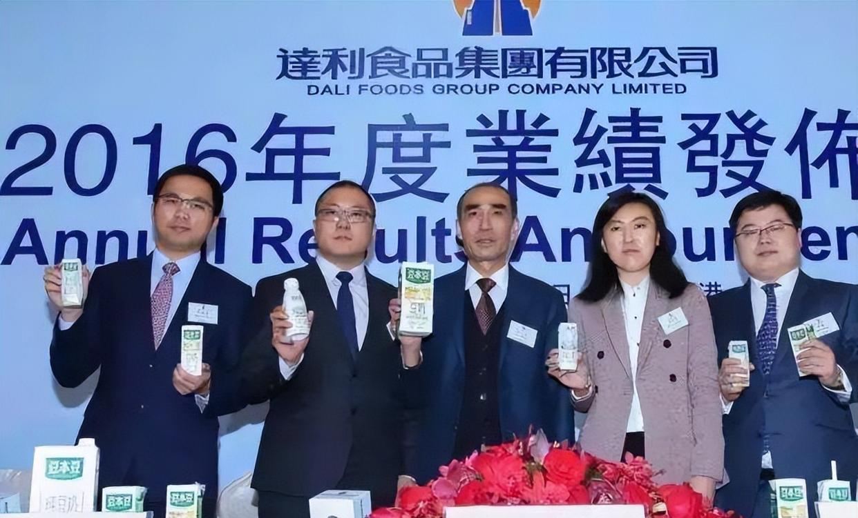 达利集团许世辉:“卖零食”赚了600亿,儿子车祸身亡后深居简出