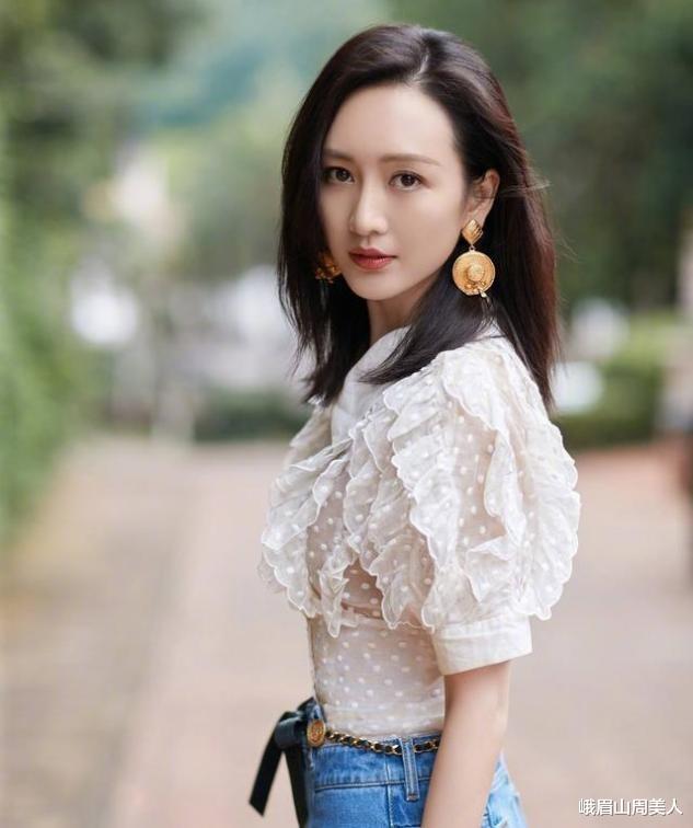 眉笔 ?30岁前显老，30岁后耐看的脸长啥样？这2点让女人越来越显嫩