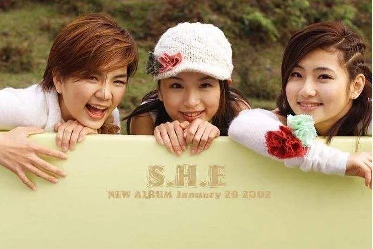 Selina|Selina离婚5年后首次官宣恋情：下一个10年我有他！