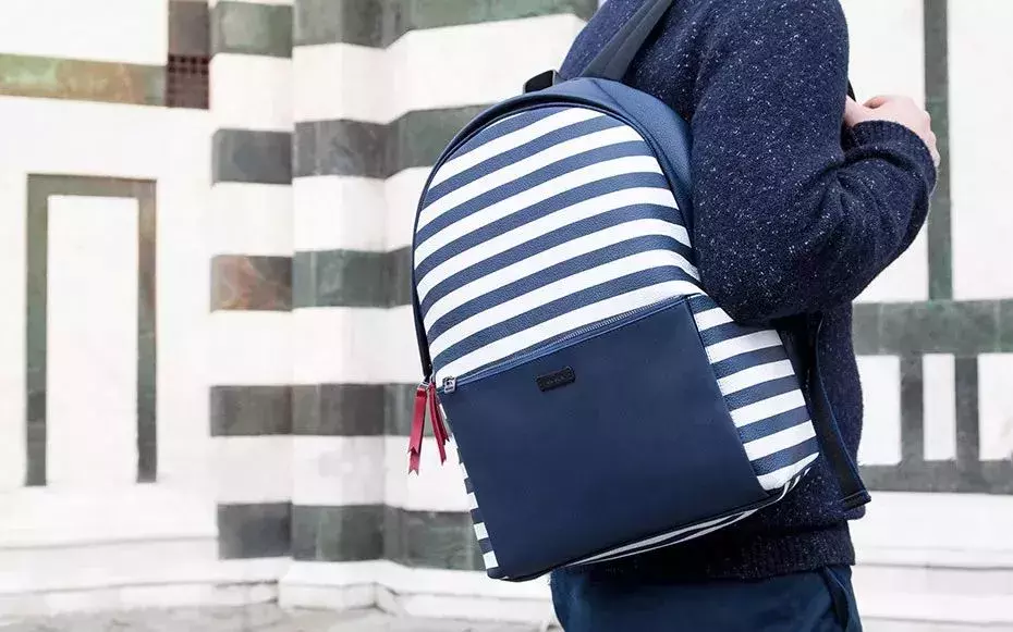 包包丨与冬天绝配的「皮革包」,去这些品牌里选