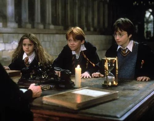 哈利·波特|《哈利波特》要被翻拍？还将限制白人出演，制片人做好被起诉准备