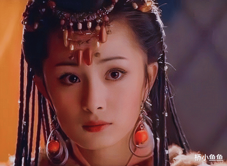 杨幂|初见又美又灵又干净,走红后却像变个人,这6位女星的脸,好可惜