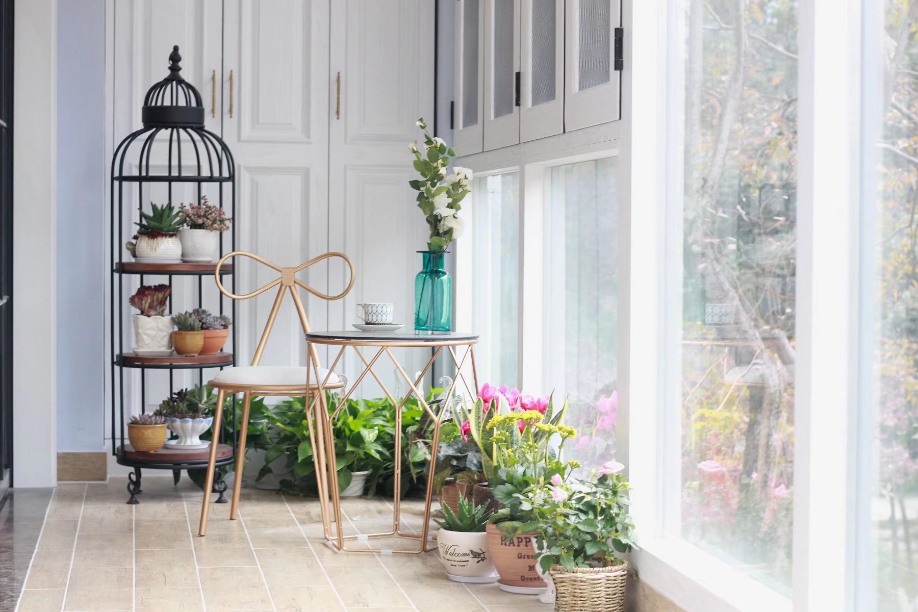 家里有个阳台，如何最大程度地利用好空间呢？这三种设计你来看看