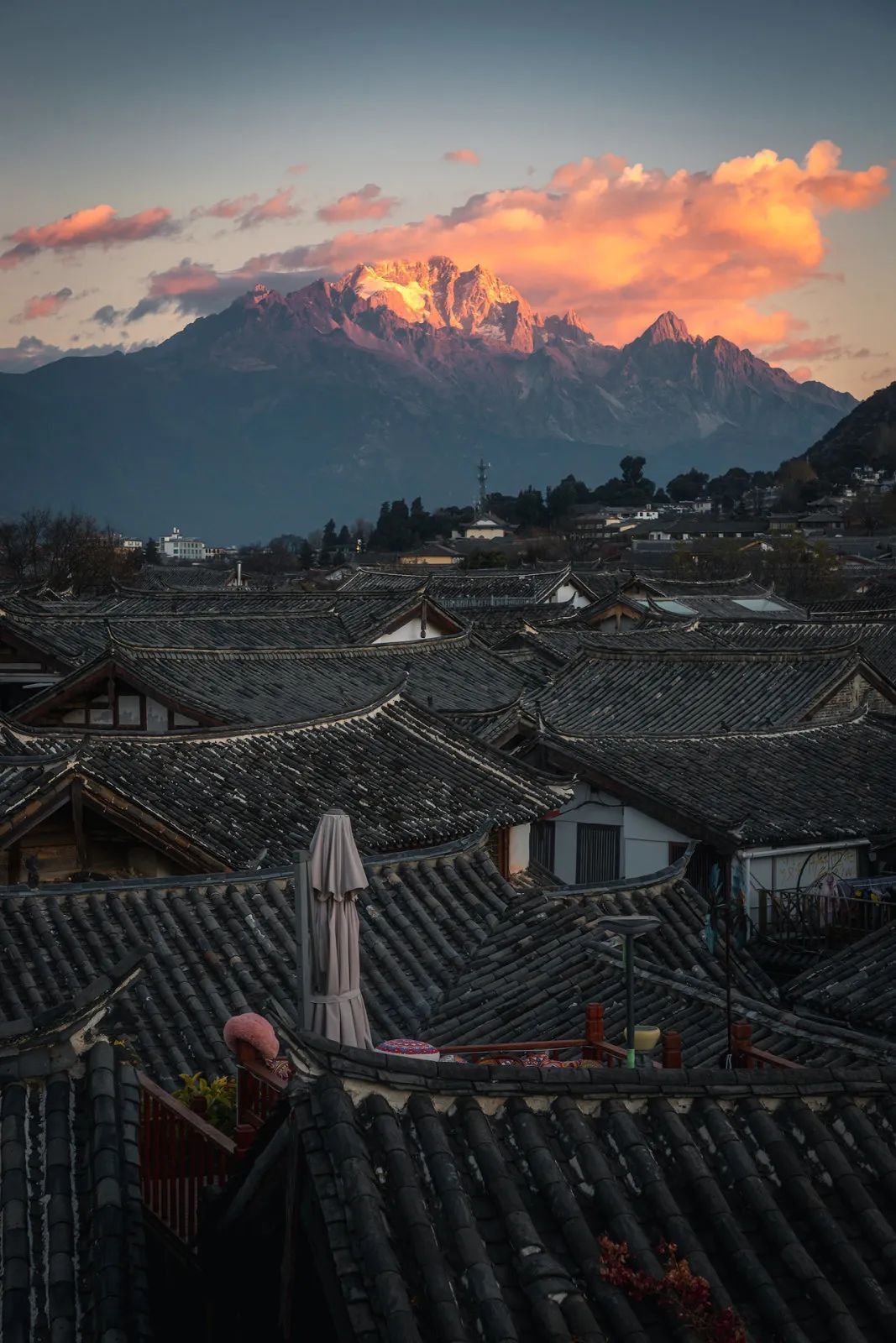 云南|最多336元！云南两大旅游胜地火车直达，这趟列车每一站都绝美